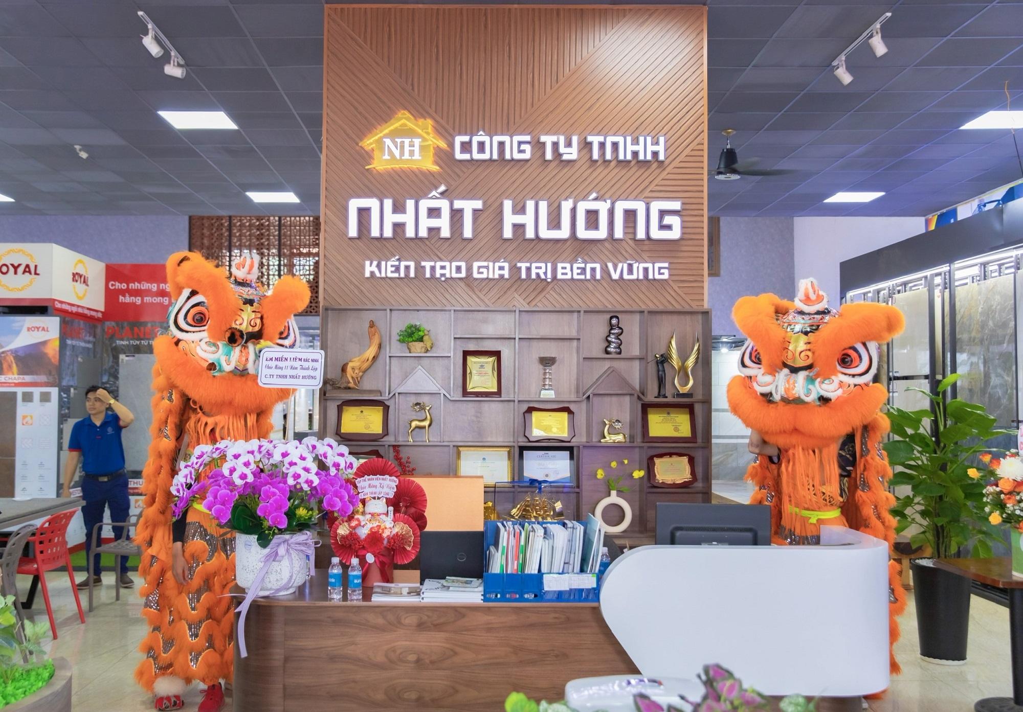 ĐẠI LÝ NHẤT HƯỚNG ĐỒNG HÀNH CÙNG EUROTILE 'KIẾN TẠO GIÁ TRỊ BỀN VỮNG'