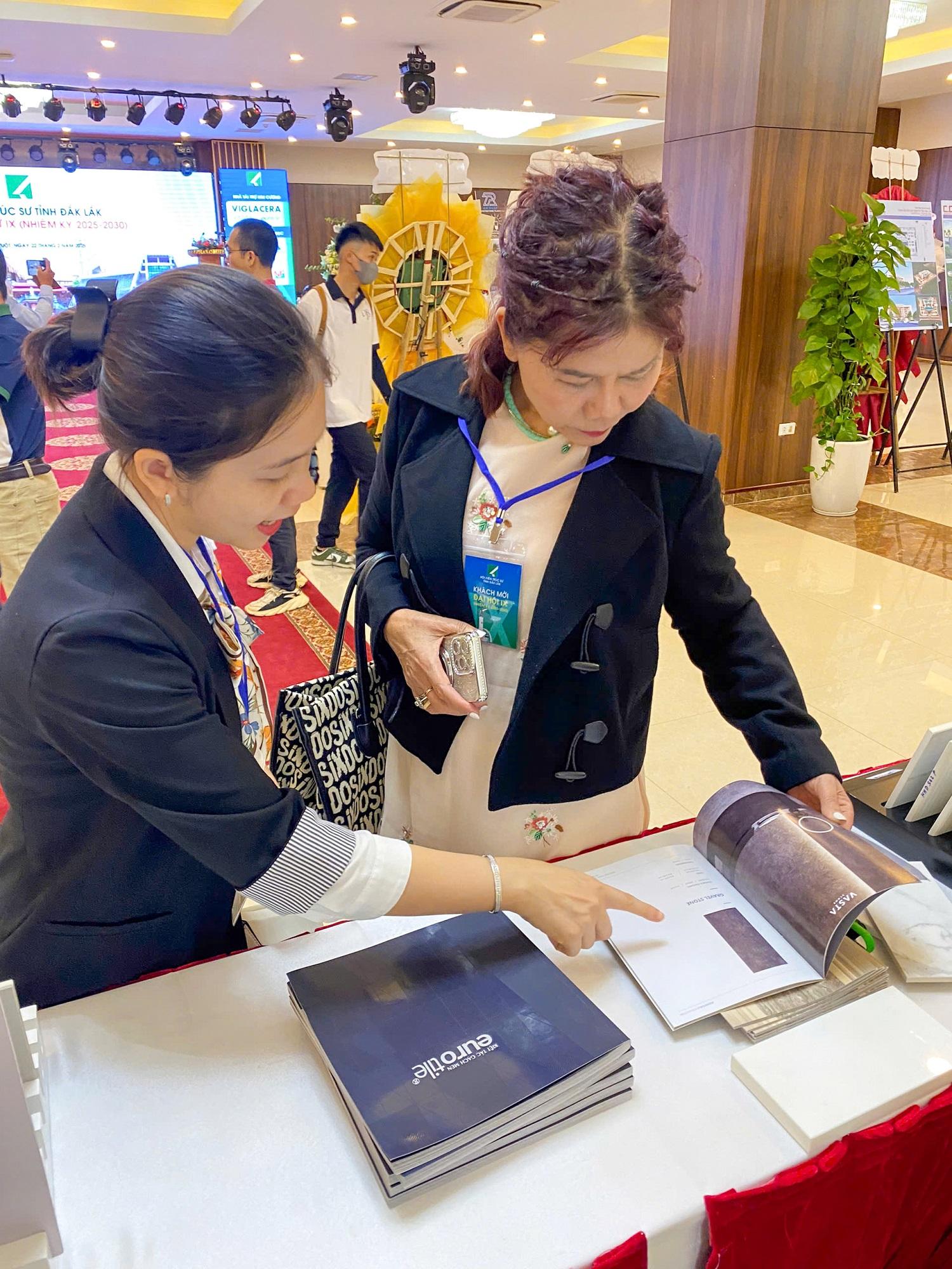 Eurotile-Hoi-k ien-truc-su-Da k-Lak-8.jpg