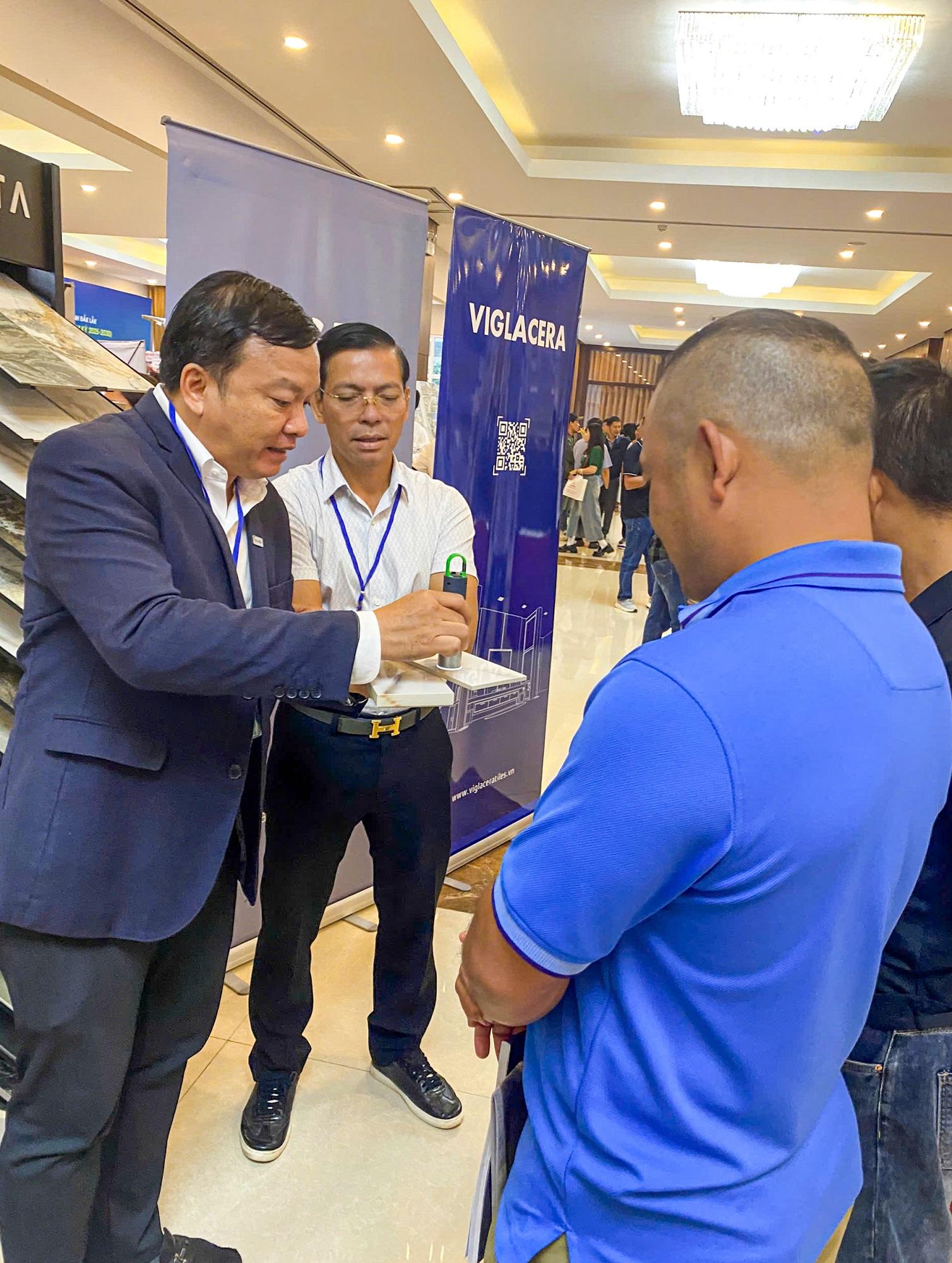 Eurotile-Hoi-k ien-truc-su-Da k-Lak-9.jpg