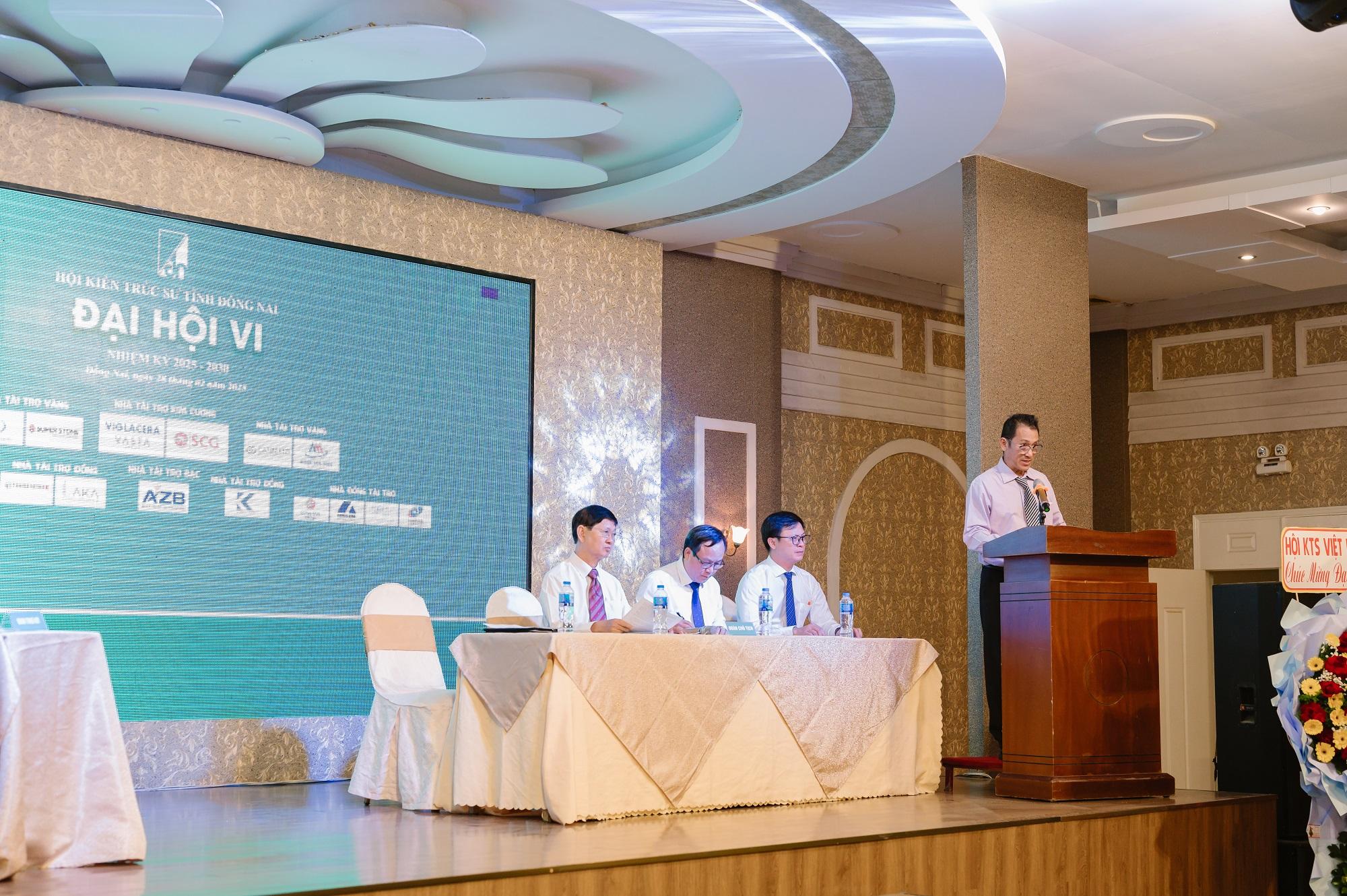 Eurotile-Hoi-K TS-tinh-Dong-N ai-2.jpg